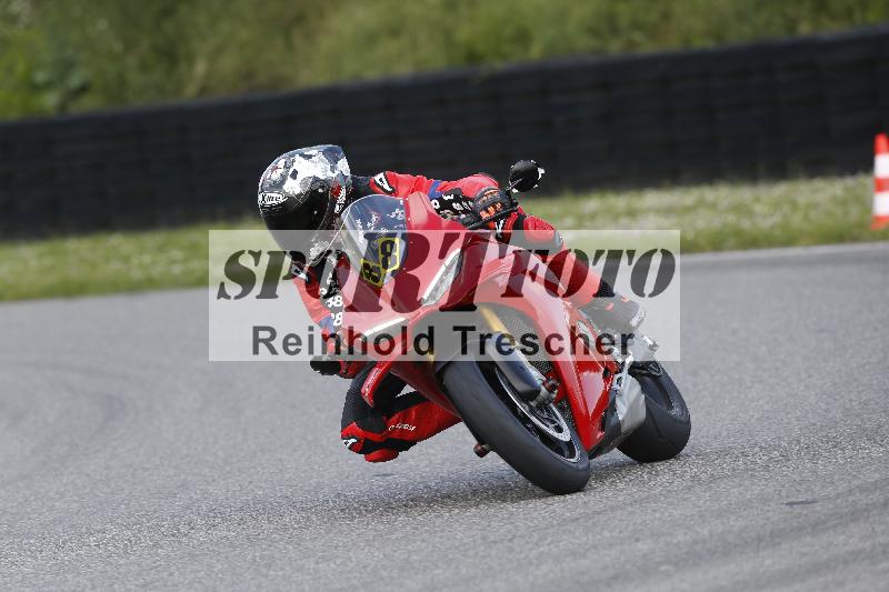 /15 13.05.2025 Max Racing ADR/Gruppe gruen/88